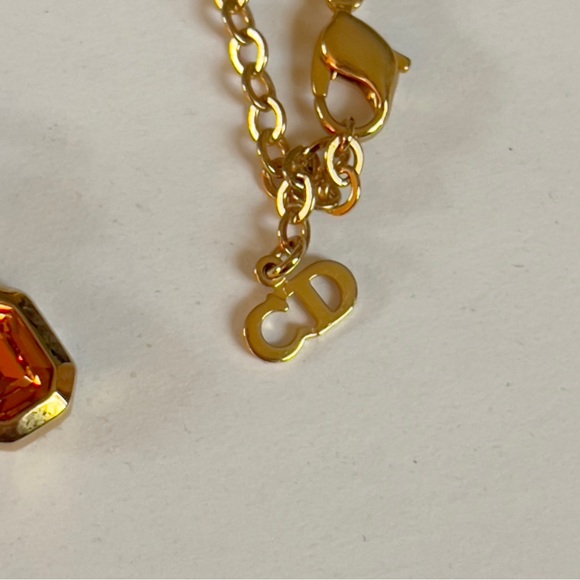 Christian Dior Elegant Garnet/Topaz Gold Drop Necklace - Picture 8 of 8